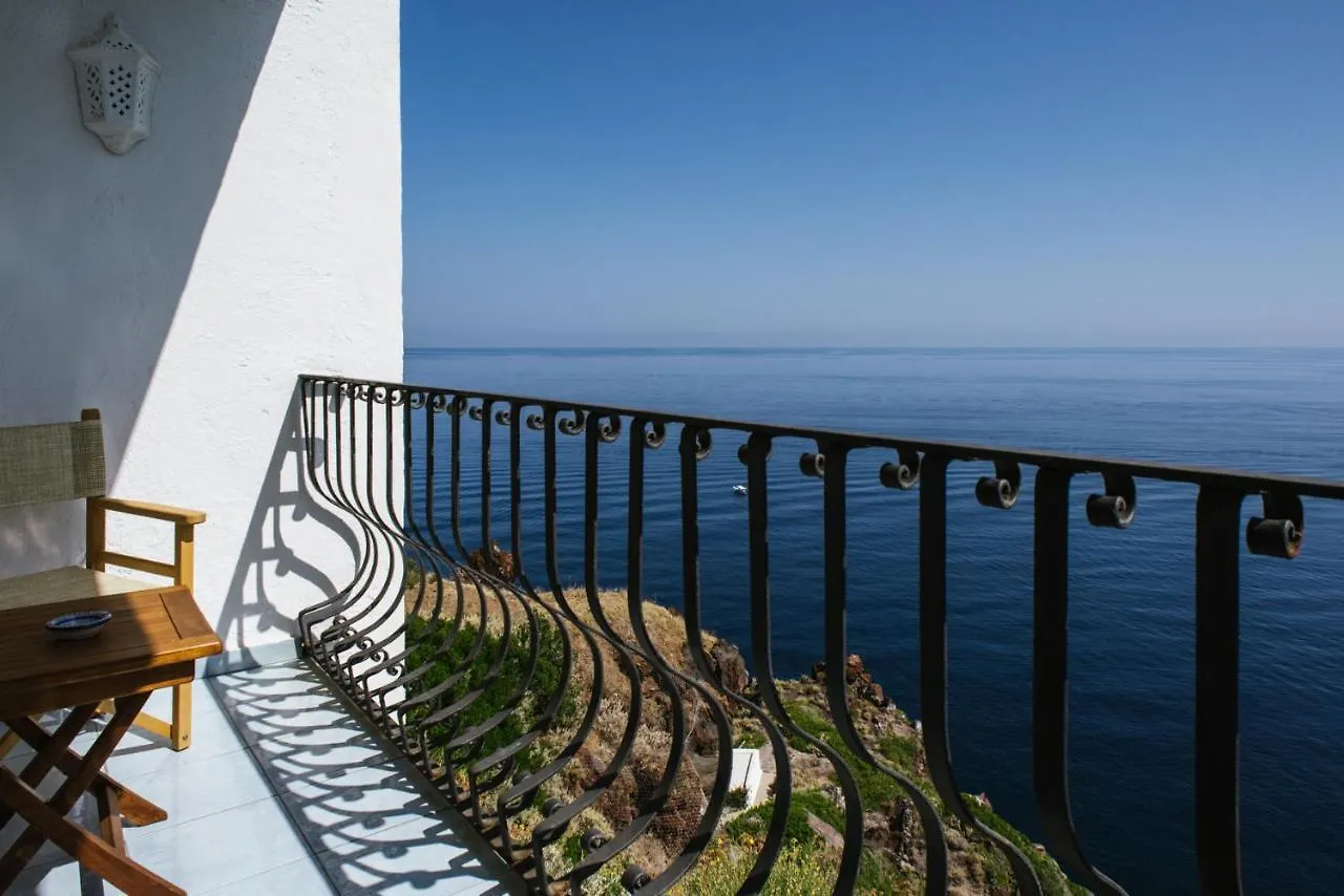Hotel Punta Scario Malfa  Malfa (Salina)