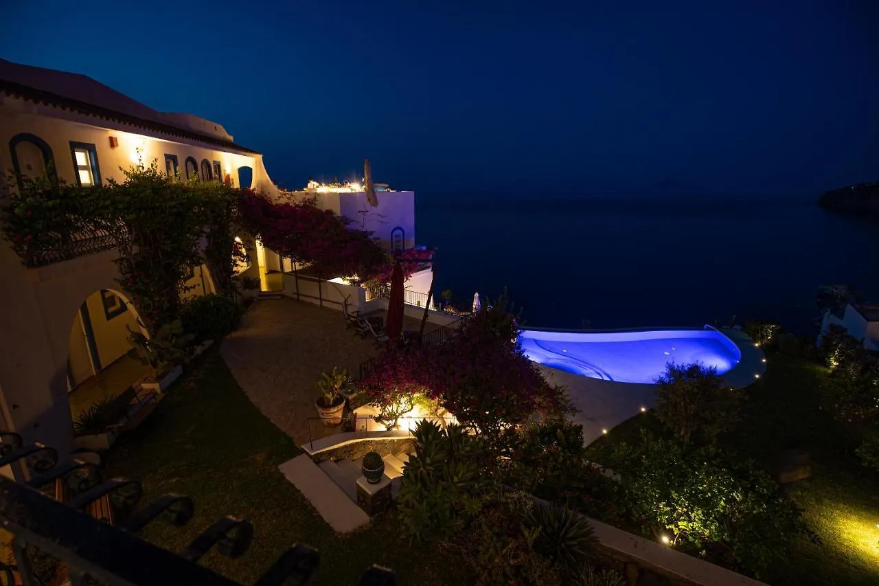 Hotel Punta Scario Malfa  3*, Malfa (Salina)